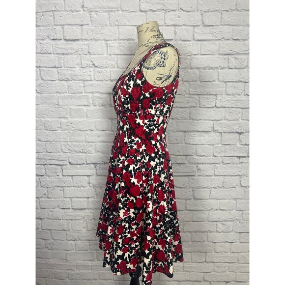 White House Black Market Fit and Flare Cocktail Dress Women Size 6 - Picture 7 of 9